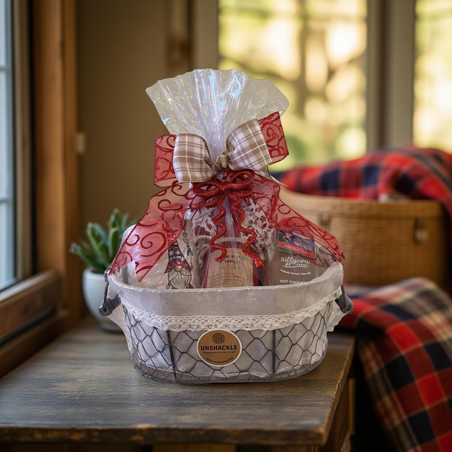 π Holy Night Cocoa β Faith, cocoa, and candlelight β the heart of Christmas in a basket.