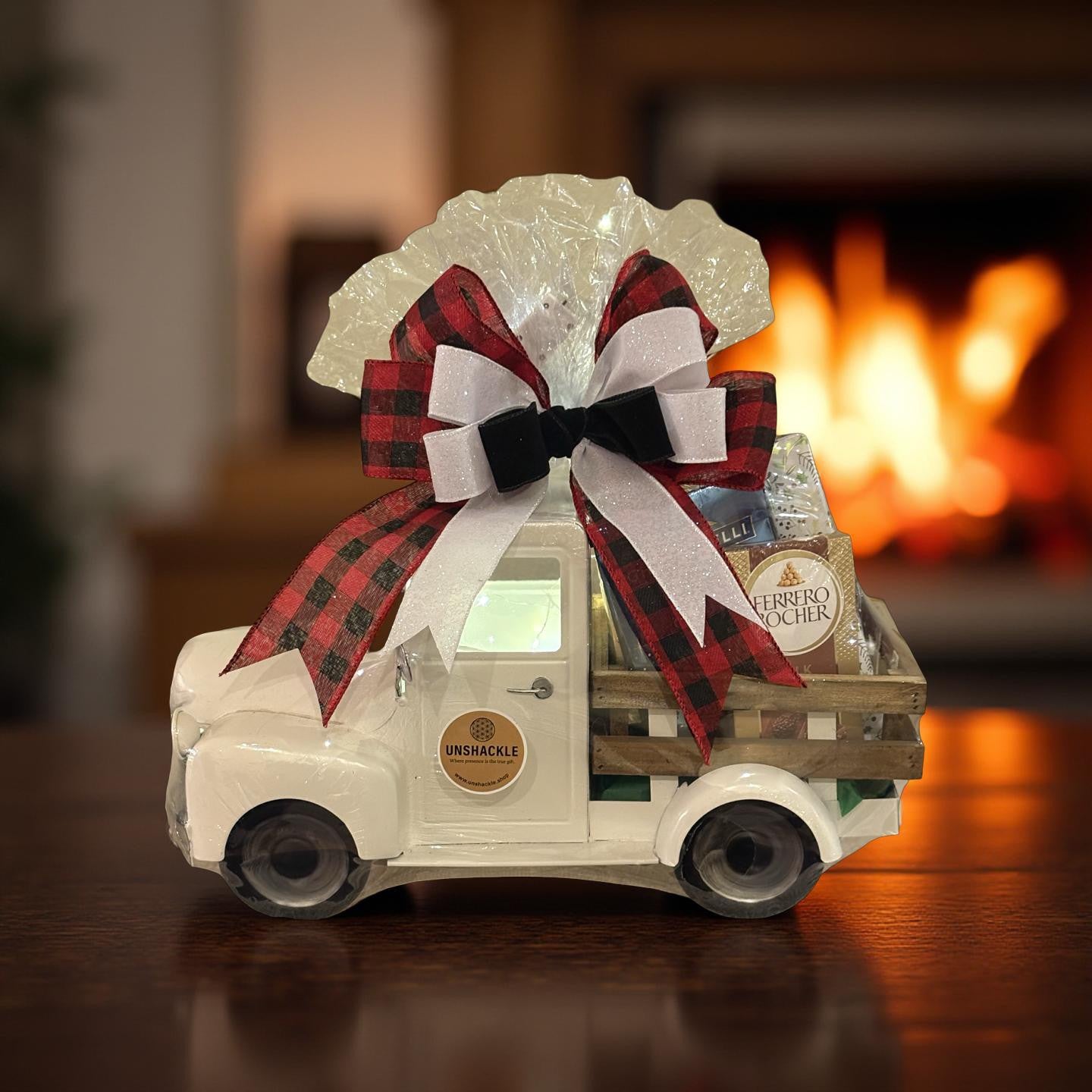 🚚 Home for the Holidays Truck - A timeless delivery of warmth, sweetness, and cheer.