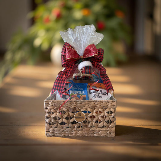 🦌 Reindeer Munch Mix – Holiday Snack Basket
